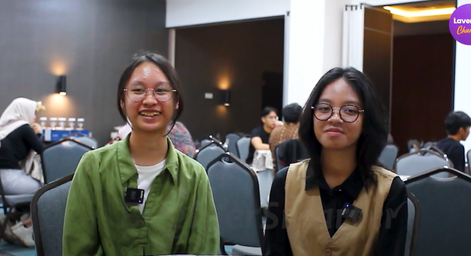 Jessica dan Widya Lulus di Kedokteran UNPAD dan UNNES